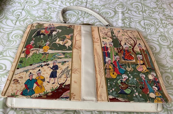 Large Silkscreen Printed Persian/Mughal Scenes 1960’s Vintage Top Handle Attaché Style Square Bag by b.b BERGER View 5