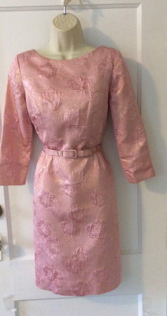 Pink Vintage Belted Brocade Dress - Pink/Gold Flo… - image 7
