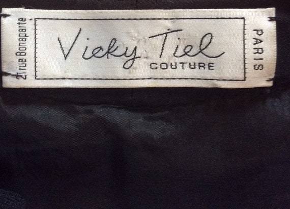 Vicky Tiel Vintage Jacket - Short Black Lace/Silk… - image 9