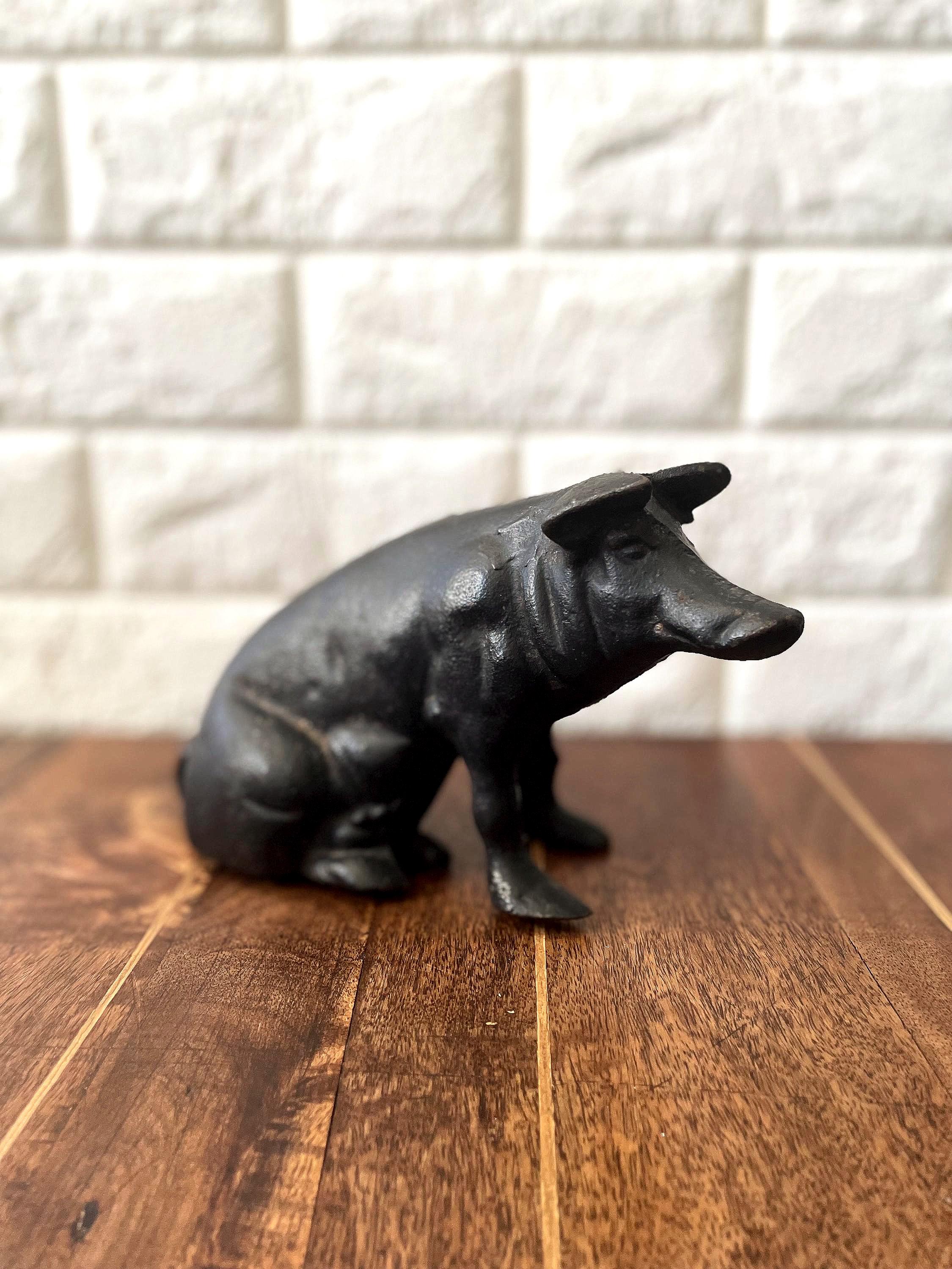 ヴィンテージ鋳鉄製貯金箱 | 素朴な黒のスチール貯金箱 | 農家民芸風豚 