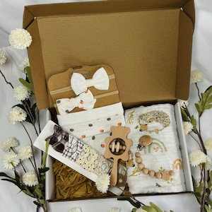 Baby Gift Box, Baby Shower Gift Box, Baby Gift Box Set, Baby Girl Present, Welcome Baby Gift, Newborn Gift Set, Baby Shower Gift Basket
