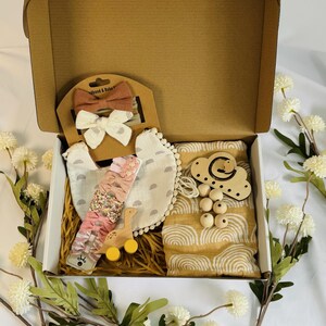 Baby Gift Box, Baby Shower Gift Box, Baby Gift Box Set, Baby Girl Present, Welcome Baby Gift, Newborn Gift Set, Baby Shower Gift Basket