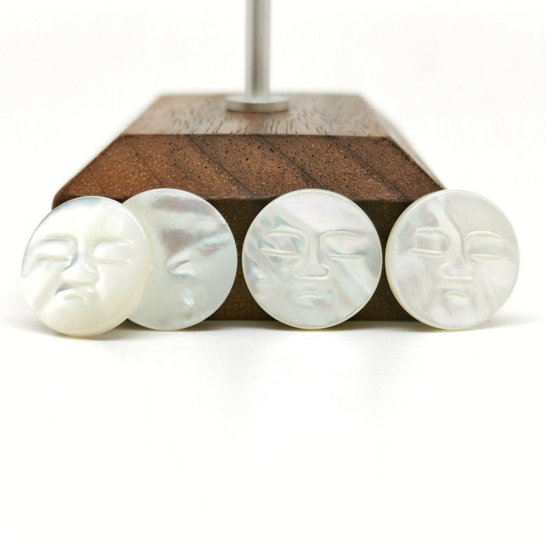 2 Pieces 15mm White Mother of Pearl Moon Face With Closed Eyes Round Cabochon