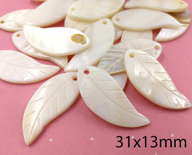 20pcs 31x13mm Natural Freshwater Shell Leaf Charms Fresh Water Shell Leaf Charms