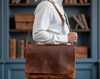Handmade Crazy Horse Leather Messenger Bag: Italian Full Grain, Personalized