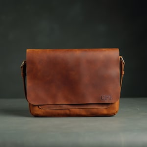 sac en cuir pour ordinateur portable cadeau fête des pères sac messager pour homme élégant messager en cuir fait main pour professionnels et étudiants élégant sac de facteur