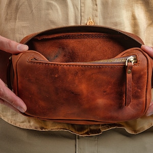 Sac banane en cuir pour homme fait main, sac banane en cuir, sac poitrine, sac à bandoulière, cuir banane, sac banane