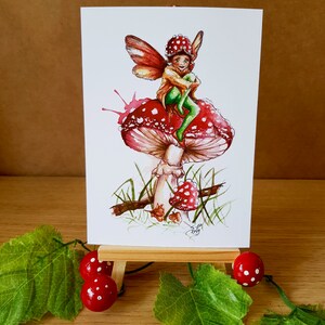 Mała Wróżka Agaric - Wydruk artystyczny - Dostępny w formacie A6 i A5