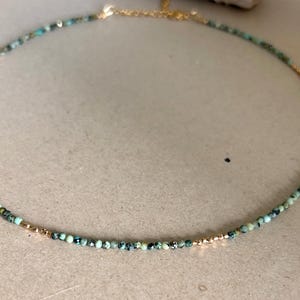 Collier pierres fines naturelles turquoise semi précieuse choker perles ras de cou plaqué or