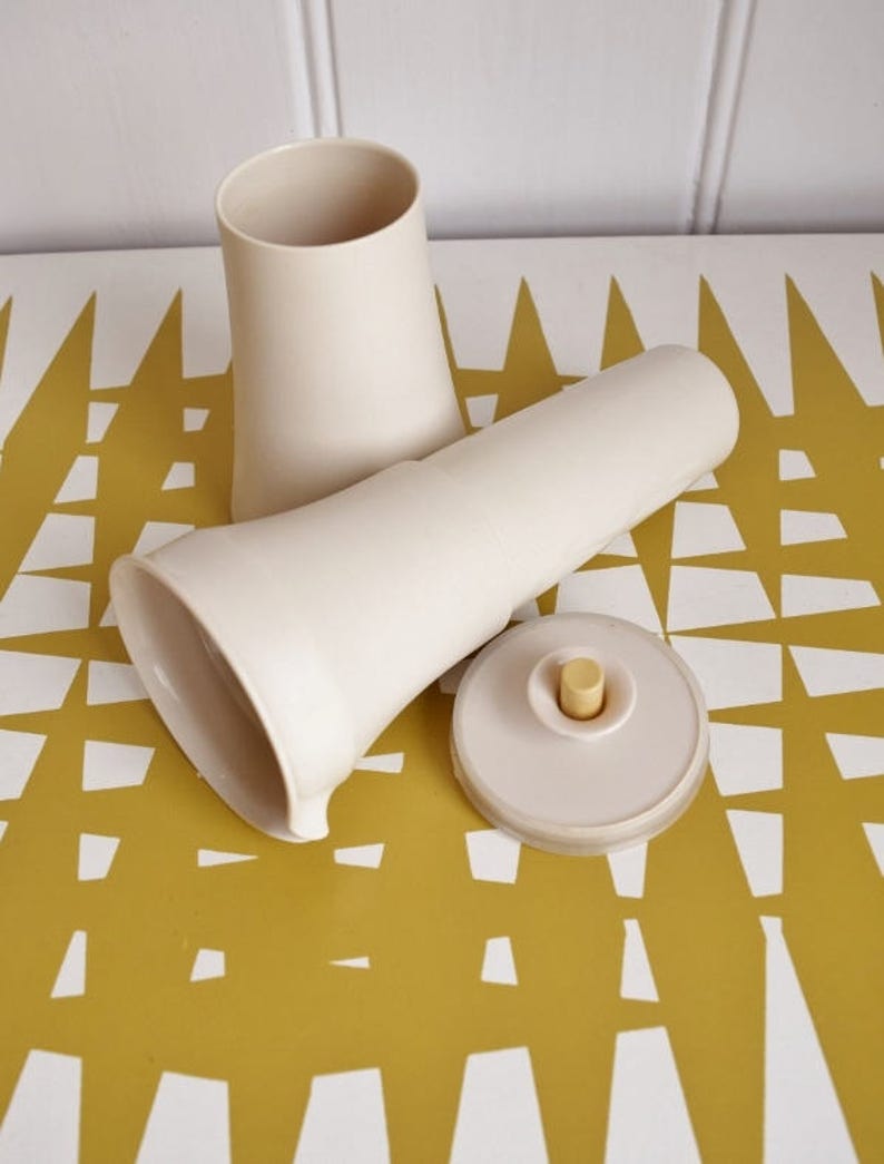 Vintage Tupperware Cream Coloured Salad Dressing Container / Etsy