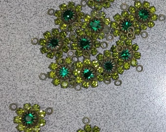 Vintage Olivine & Emerald Swarovski Crystal Flower (4)