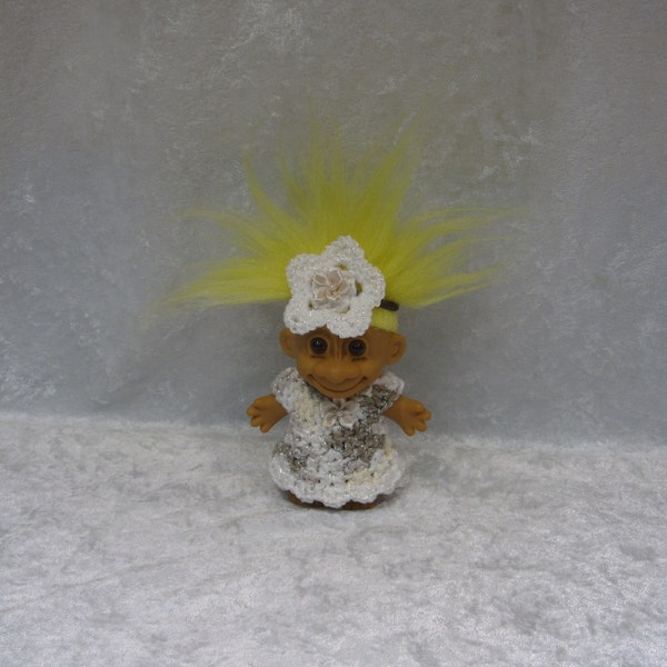 TROLL 5" Dam, Russ & Wishnik Troll Dolls ~ Handmade Outfit Crochet Dress and Flower Headband  ~COUNTRY GIRL