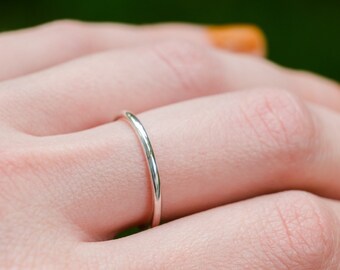 Round Stacking Ring, High Polish, Sterling Silver