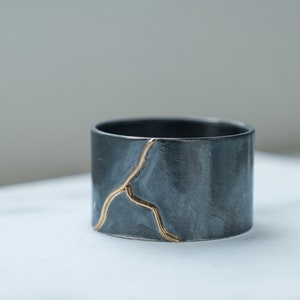 18K Gold Kintsugi Hamaki Band Ring, Cigar Band Ring, Oxidized Sterling Silver