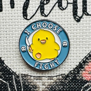 Needle minder, needle keeper, “I choose fight”, duck with knife, enamel magnet