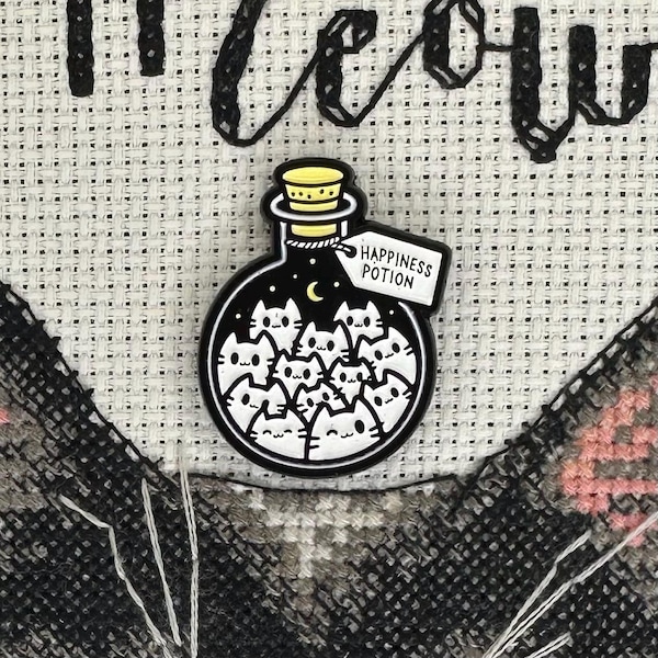 Needle minder, needle keeper, “Happiness potion”, cats in vial, moon, magnet