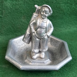 Vintage Golf Erinnerungsstücke. Vintage Aluminium Golf Figure Münzgeldfach. Vintage Golf.