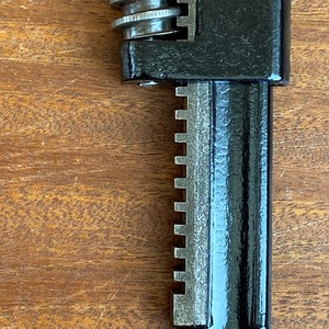 Vintage Ford Verstellbarer Schraubenschlüssel. Vintage EnFo (English Ford) Verstellbarer Schraubenschlüssel von J&S. Vintage Ford Verstellbarer Schlüsselschlüssel F Schraubenschlüssel Enfo J7F.