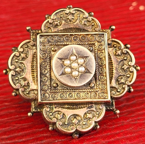 Antique Brooch - Antique Mourning Brooch With Pic… - image 2