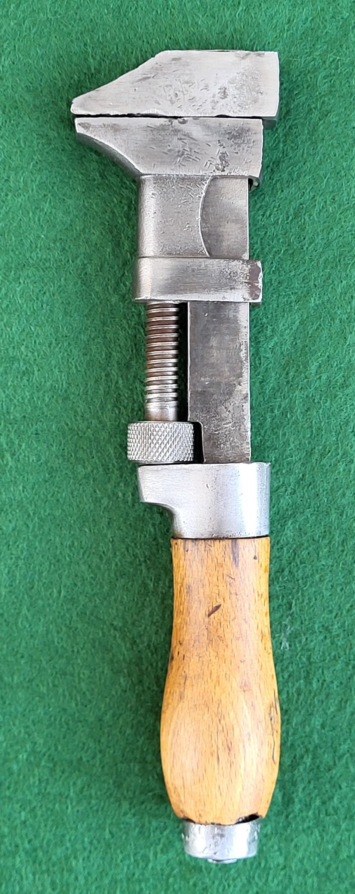 Ancienne Clé Anglaise Réglable – Armée Française 41/w/448, Acier