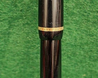 Vintage 1930s Parker Premier Fountain Pen: 14K Nib, Made in Canada