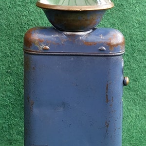 Vintage Catter Holland Style Bullseye Torch. Vintage Bullseye Flashlight.