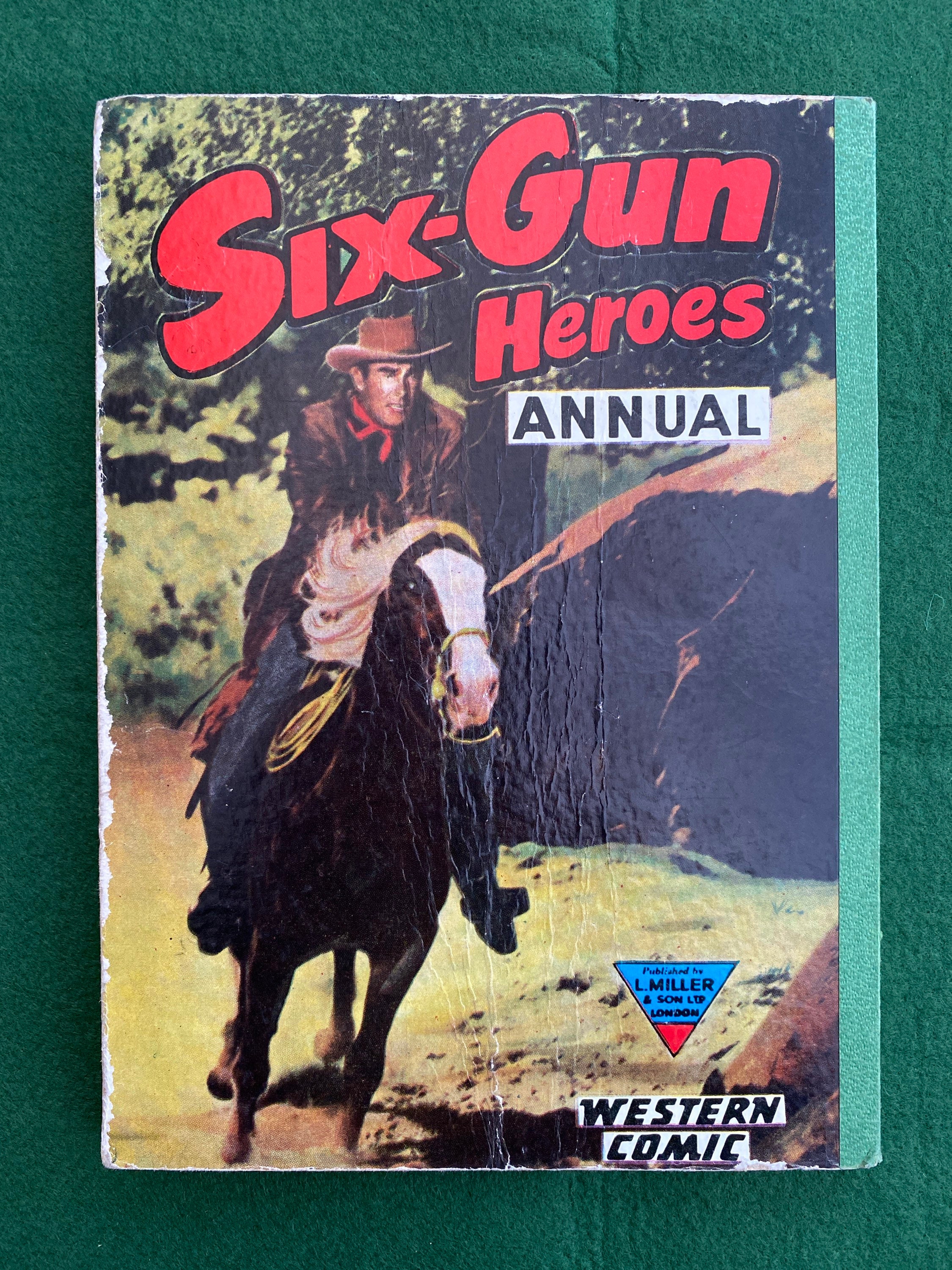 Vintage Western Comic Annual - Six Gun Heroes No 4 Featuring