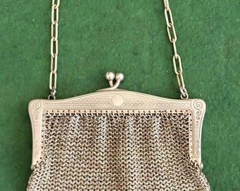 Vintage 1950er Jahre Kette-Glieder Geldbörse. Vintage Kettenhemd Geldbörse mit Handgelenk-Kette.