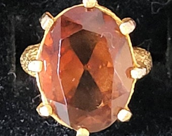 Vintage Sarah Coventry Ring. Vintage Sarah Coventry Adjustable Ring With Large Brown/Amber Stone. Vintage Sarah Coventry Statement Ring.