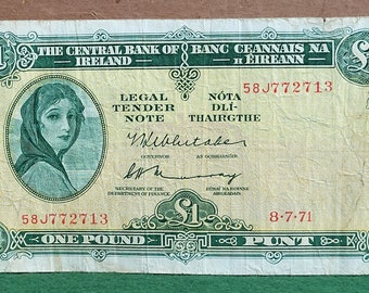 The Central Bank Of Ireland One Pound Note 8.7.71 - 1971. The Central Bank Of Ireland One Pound Banknote - Legal Tender Note. Irish Banknote