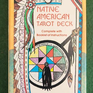 Vintage (1982) Indiaans tarotspel: door Magda en J.A. Gonzalez, compleet kaartspel (78 kaarten) in originele doos met instructieboekje.