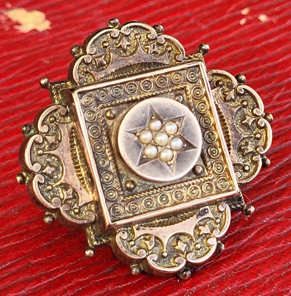 Antique Brooch - Antique Mourning Brooch With Pic… - image 6