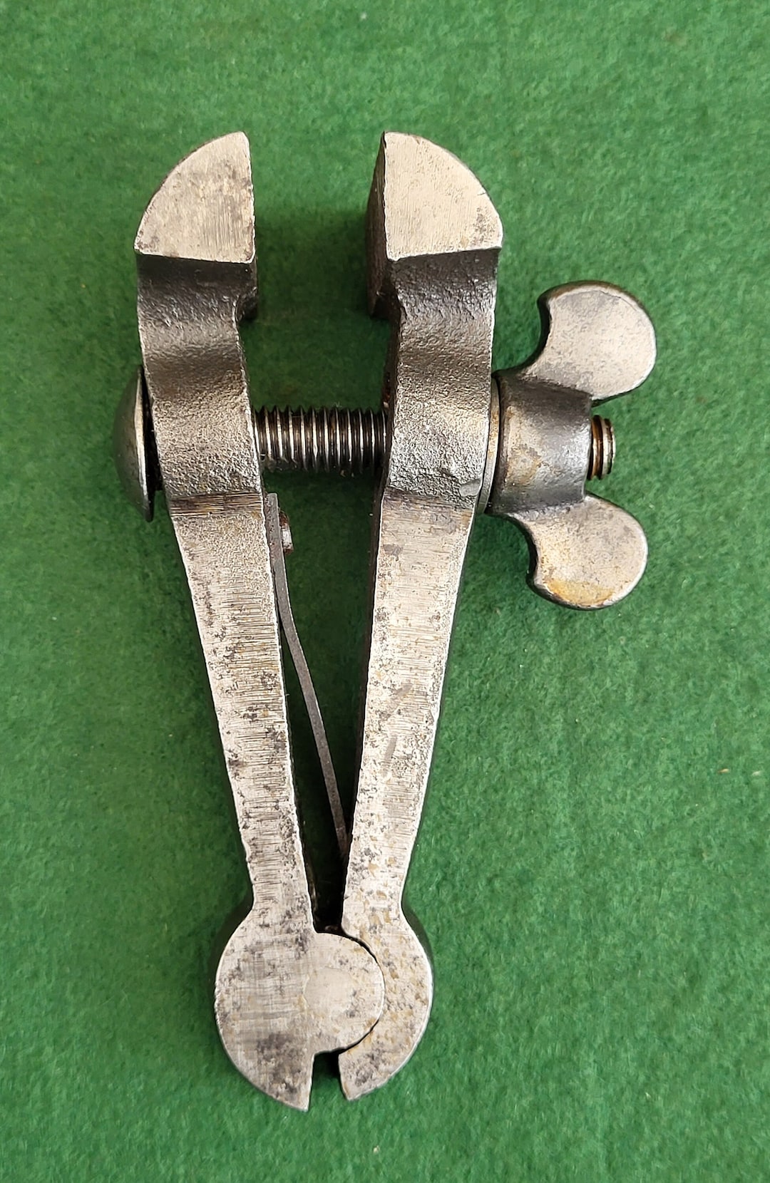 A Very Good Vintage 5 Inch Hand Vice Vintage Newey Ltd Ex Military Hand ...