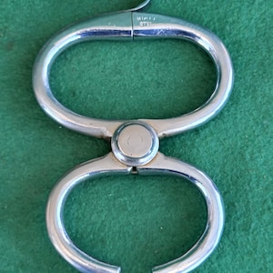 Antique Hiatt Come Along Handcuff. Antique Hiatt Mechanical Nipper Come Along Handcuff.