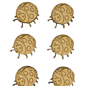 15x Ladybird Bug Fly avec détail 3cm Wood Craft Embelishments Laser Cut Shape