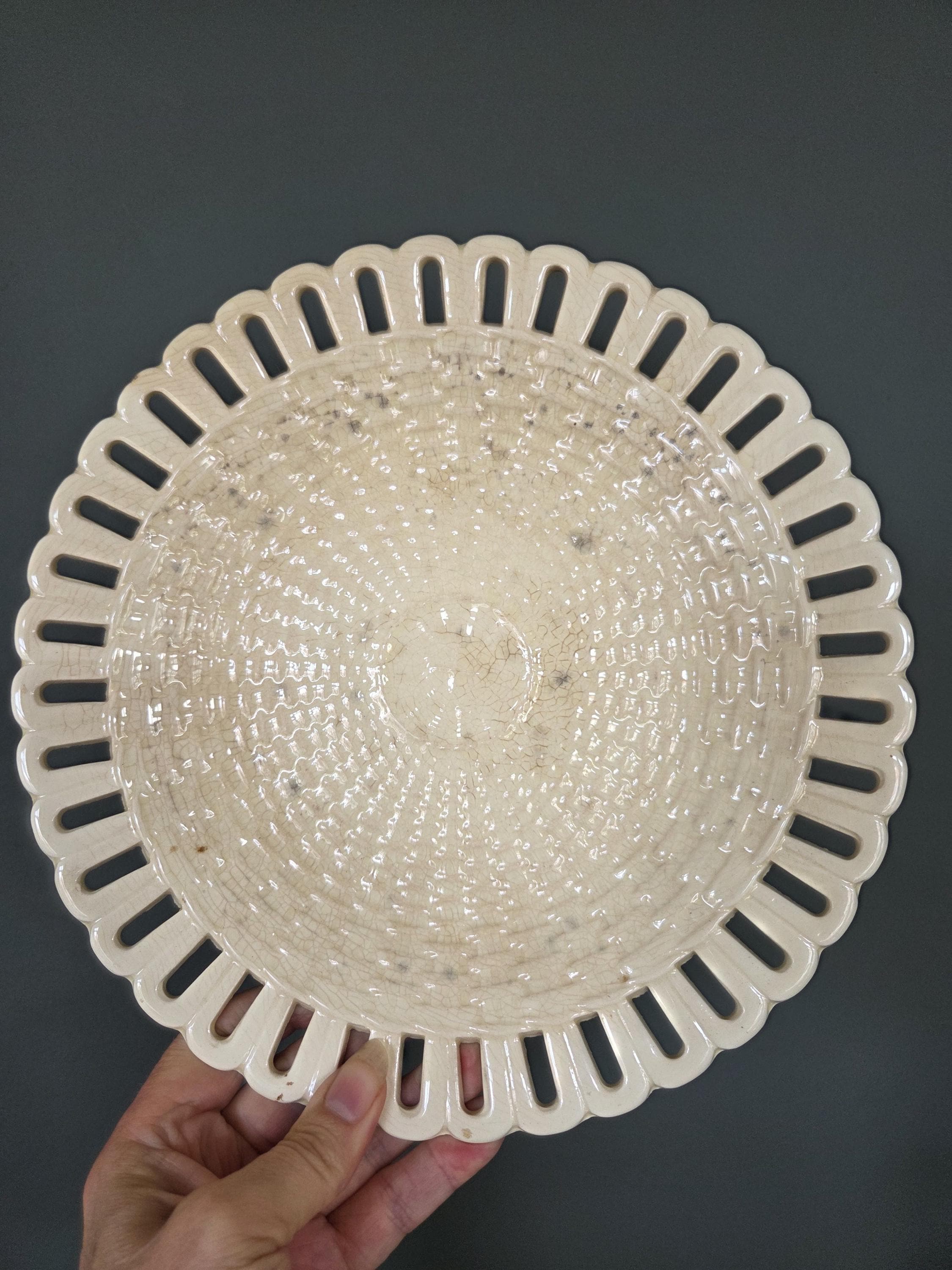 Waechtersbach antique reticulated creamware serving plate or large with pierced border 24.5 cm diameter