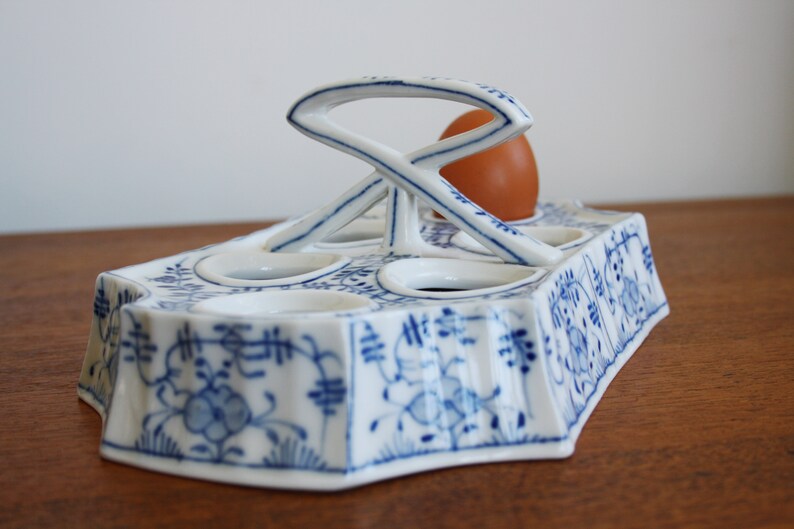Antique rare egg tray of porcelain decorated with small blue strawflowers probably early 19th Century Thuringia Germany Strohbl\u00fcmen