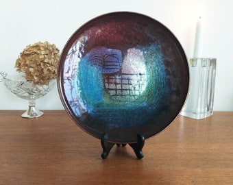 Norwegian Mid Century Modern enamel bowl from Bjornstad Norway in iridiscent colors like dark purple blue and green, vintage collectors item