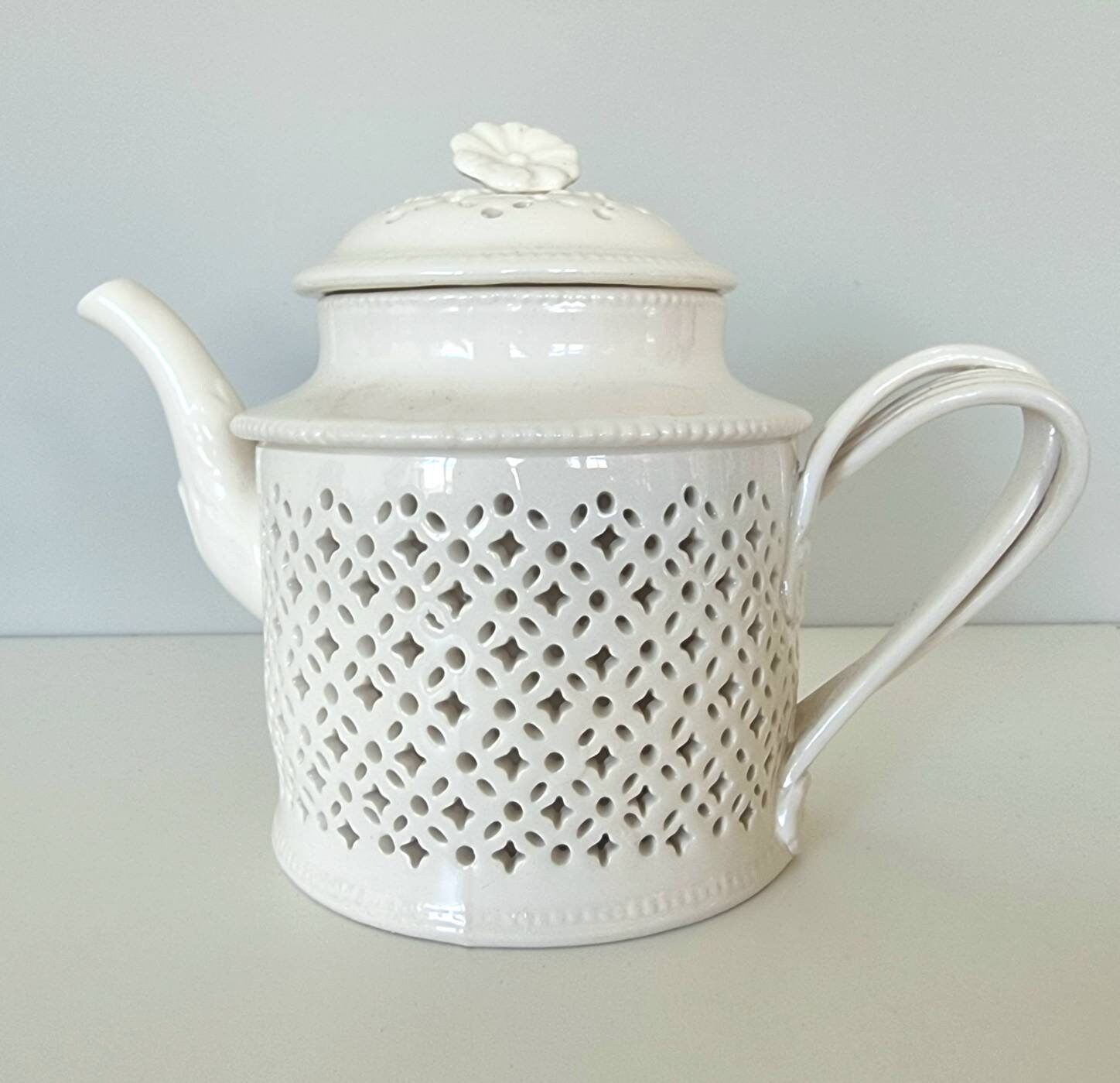 Hartley Greens Creamware Coffee Pot Leeds Pottery UK Double