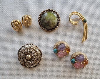 Vintage Jewelry Lot | Mixed Brooches, Pendants, Earrings