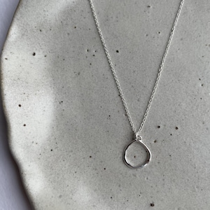 Natural Circle Necklace, Sterling Silver Organic Irregular Shape Necklace, Minimalist Everyday Necklace, Delicate Silver Necklace