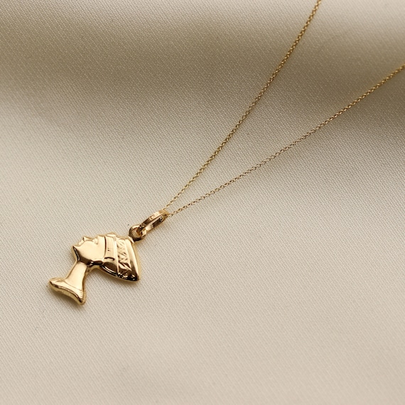 14K Yellow Gold Nefertiti Pendant Necklace, Egyptian Jewelry