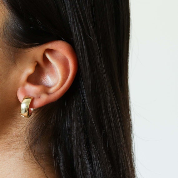 14k Huggie Earrings, Gold Huggie Earrings, 14k Gold Huggie Hoop Earrings, Huggie Hoop Earrings Gold Huggie