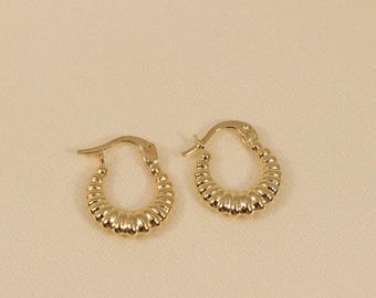 Ribbed Hoop Earrings, Small Hoop Earrings, Textured Gold Hoops, Minimalist Earrings, Tiny Hoop Earrings, Trendy Hoops, Unique Earrings