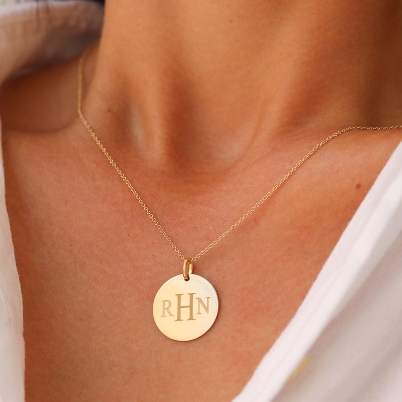 14K Gold Initial Halskette, Namenskette personalisiertes Geschenk, gravierte Halskette für Frauen, Initiale Halskette für Mama, zierliche Initial Halskette Bild 4