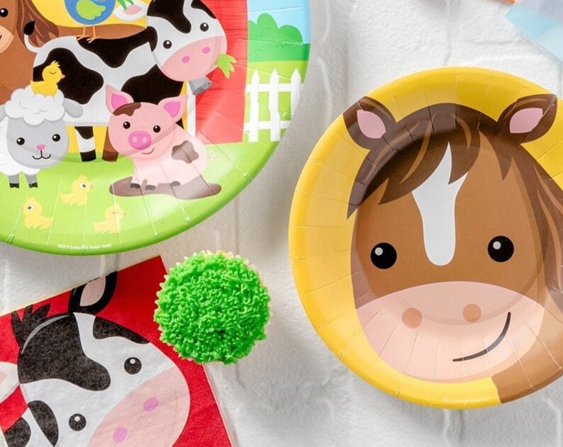 10ct BARNYARD PAPER PLATES Farm Animals Birthday Party Cows Sheep Horse Pig Barn Birthday Baby Shower County Fair Theme Kids