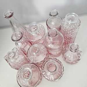 COLORED GLASS BUD Vase Pink Glass Bottle Ombre Blush Pink Tea Pink Light Baby Pink Rustic Vintage Bohemian Bridal Baby Shower Hostess Gift