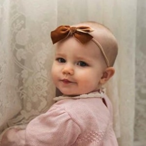 Baby Headband Bow, Baby Bows, Newborn Hairbow, Bows for Babies, Velvet Bow, Soft Baby Bow, Nylon Headband, Velvet Hairbow, Velvet Headband