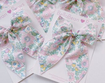 Fable, Midi, or Petite Fable Bow ~ Springtime