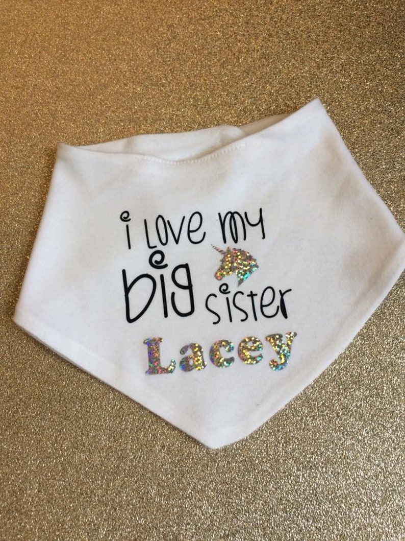 Personalised Baby Sleepsuit Vest /& Bib set